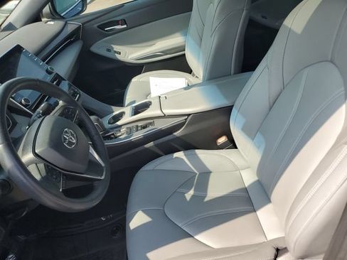 Used 2021 Toyota Avalon XLE w/ Moonroof Package FWD image 16