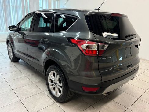 Used 2017 Ford Escape SE AWD/4WD image 7