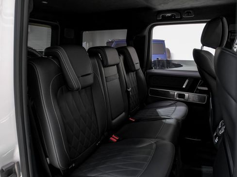 Used 2025 Mercedes-Benz G 63 AMG 4MATIC image 34