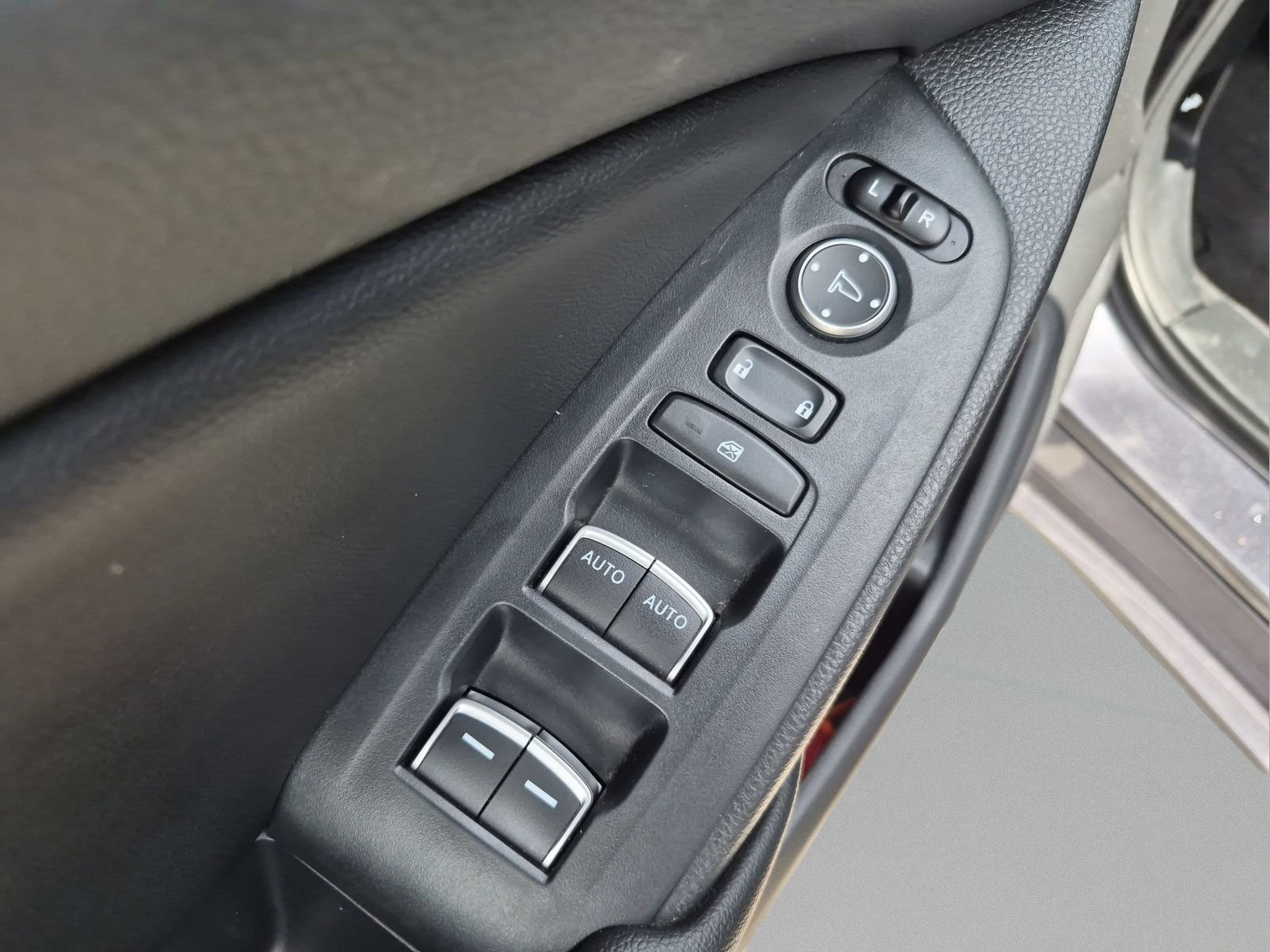 Used 2020 Honda Accord Sport image 16