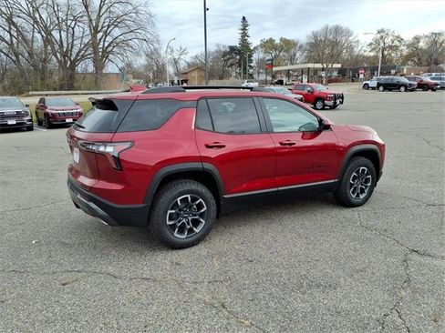 New 2026 Chevrolet Equinox ACTIV image 3