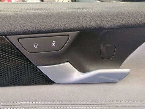 New 2026 Volkswagen Tiguan SE AWD/4WD image 11