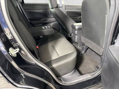 Used 2025 Mitsubishi Outlander Sport AWD image 15