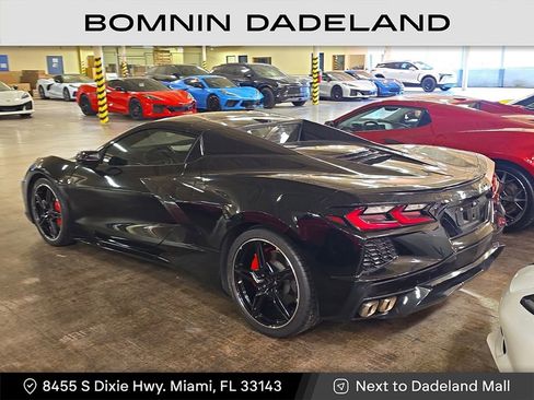 Used 2023 Chevrolet Corvette Stingray Preferred Conv w/ 2LT image 3
