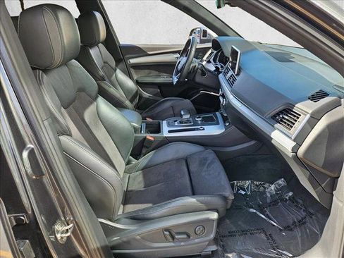 Used 2020 Audi SQ5 Premium Plus w/ Premium Plus Package AWD/4WD image 23