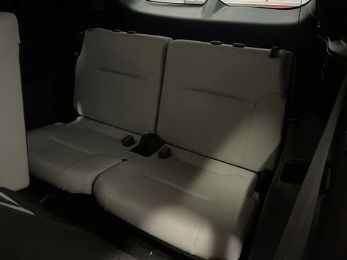 Used 2022 Mitsubishi Outlander SEL AWD/4WD image 39