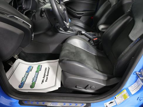 Used 2017 Ford Focus RS AWD/4WD image 13