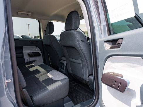 Used 2025 Ford Maverick XLT FWD image 13