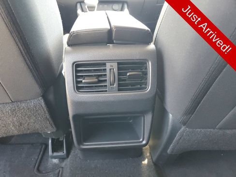 Used 2025 Nissan Rogue S AWD/4WD image 11