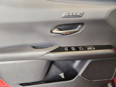 Used 2024 Lexus UX 250h F Sport FWD image 22