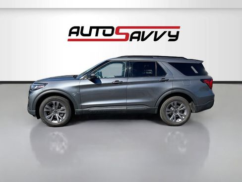 Used 2025 Ford Explorer Active w/ Active Comfort Package AWD/4WD image 4