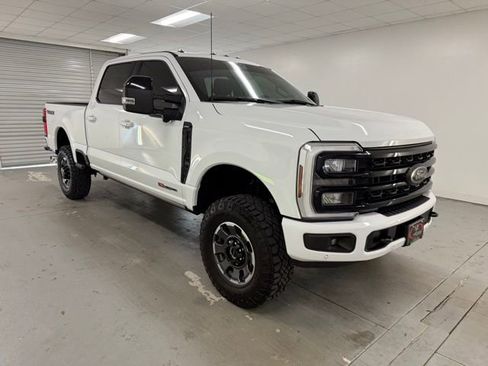 Used 2024 Ford F250 Lariat w/ Lariat Ultimate Package image 3