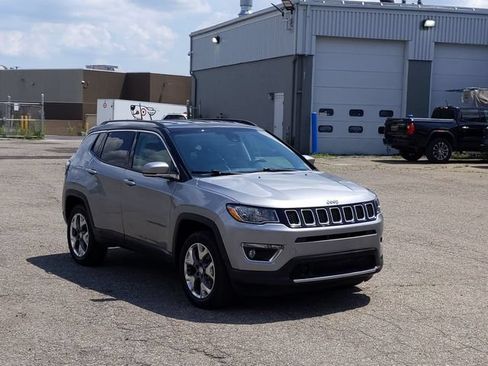 Used 2021 Jeep Compass Limited AWD/4WD image 7