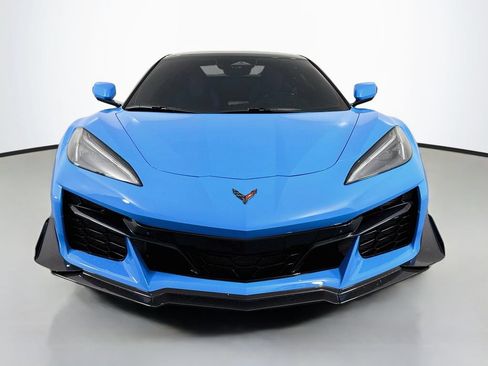 Used 2024 Chevrolet Corvette Z06 w/ Z07 Performance Package RWD image 6