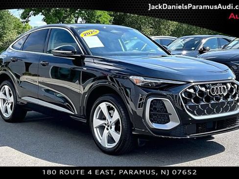 Used 2025 Audi Q5 Premium Plus w/ Premium Plus AWD/4WD image 9