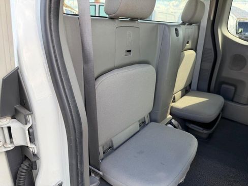 Used 2019 Nissan Frontier S image 25