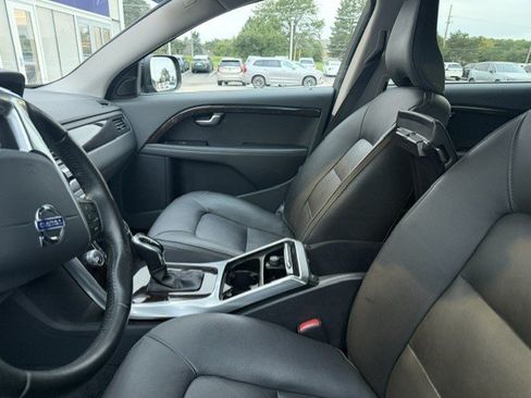 Used 2016 Volvo XC70 T5 Premier w/ Protection Package AWD/4WD image 7