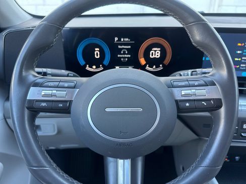 Used 2025 Hyundai Kona SEL AWD/4WD image 26