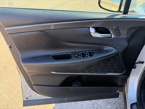 Used 2021 Hyundai Santa Fe Limited image 15