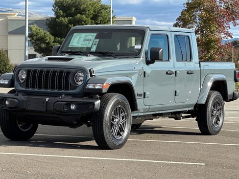 New 2026 Jeep Gladiator Sport image 7