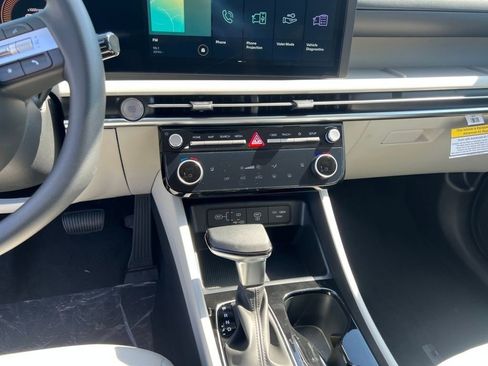 New 2026 Hyundai Tucson SEL image 17