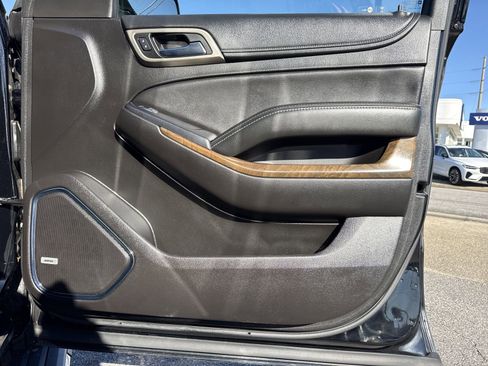 Used 2018 GMC Yukon Denali w/ Denali Ultimate Package image 32