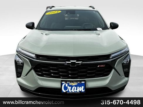 Used 2024 Chevrolet Trax RS FWD image 38