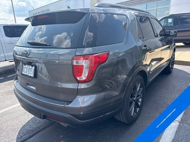 Used 2018 Ford Explorer XLT w/ Equipment Group 202A FWD image 10