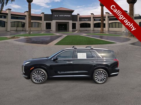 Certified 2024 Hyundai Palisade Calligraphy AWD/4WD image 5