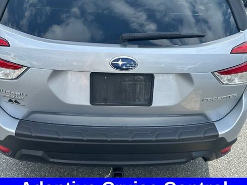 Used 2023 Subaru Forester Premium AWD/4WD image 5
