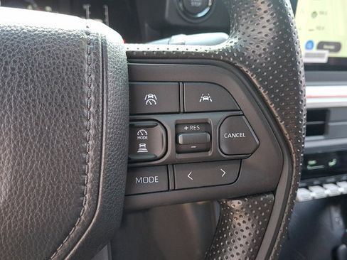 Certified 2026 Toyota Tacoma SR5 AWD/4WD image 22
