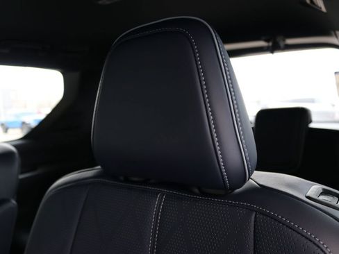 New 2026 INFINITI QX80 SPORT w/ Sport Exterior Package image 27