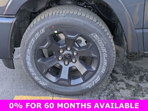 New 2026 RAM 1500 4x4 Crew Cab image 29