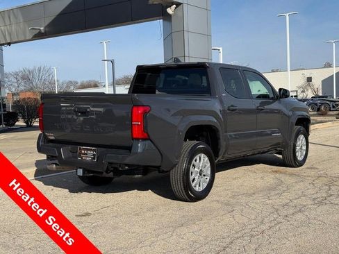 Used 2025 Toyota Tacoma SR5 image 3