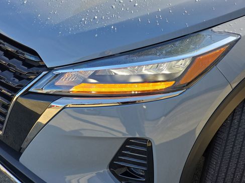 Used 2023 Nissan Kicks SR w/ SR Premium Package image 36