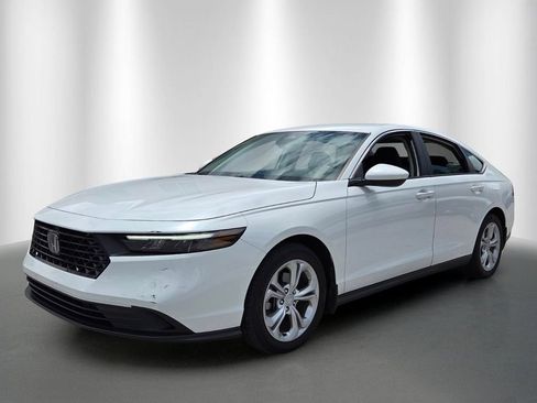 Used 2024 Honda Accord LX image 7