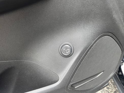 Used 2023 Buick Envision Essence AWD/4WD image 30