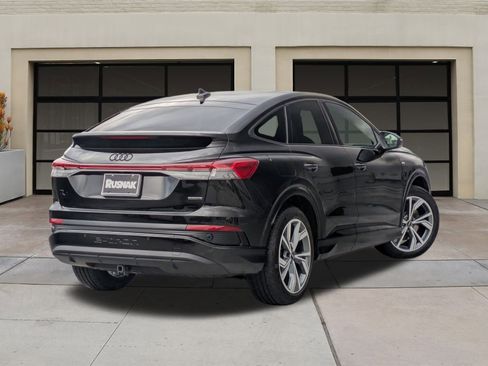 Used 2025 Audi Q4 e-tron Premium Plus w/ Premium Plus image 4