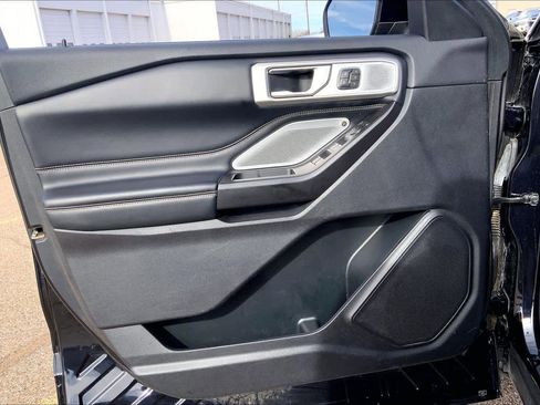 Certified 2020 Ford Explorer ST w/ Premium Technology Package image 21