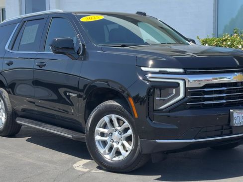 Used 2025 Chevrolet Tahoe LT AWD/4WD image 1