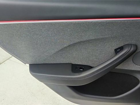 Used 2025 Tesla Model 3 Long Range image 30