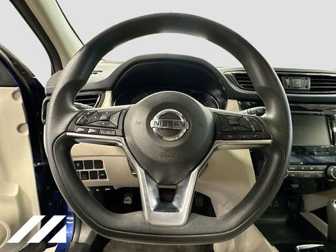 Used 2019 Nissan Rogue Sport SV AWD/4WD image 8