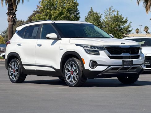 Used 2021 Kia Seltos SX AWD/4WD image 5