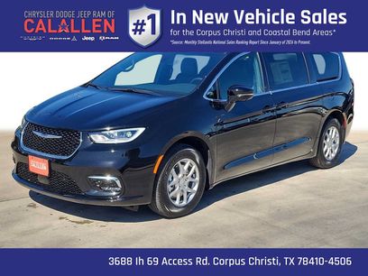 New 2026 Chrysler Pacifica Select