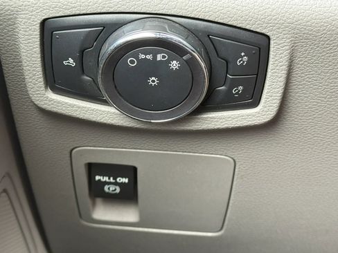 Used 2018 Ford F150 XL w/ Equipment Group 101A Mid AWD/4WD image 27