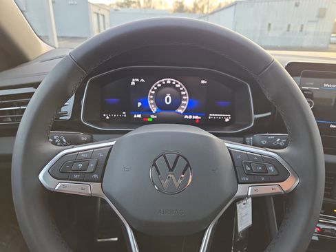 New 2026 Volkswagen Jetta Sport FWD image 9