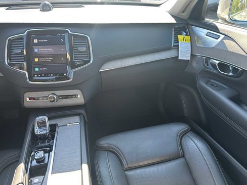 Certified 2025 Volvo XC90 B6 Ultra w/ Protection Package Premier image 19