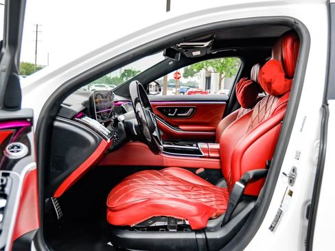 Used 2021 Mercedes-Benz S 580 4MATIC Sedan w/ AMG Line image 26