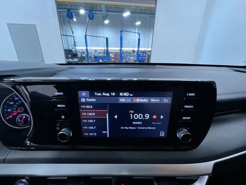 Used 2022 Kia K5 LXS FWD image 27