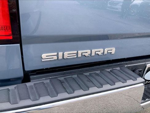 Used 2016 GMC Sierra 1500 SLE w/ Suspension Package, Off-Road AWD/4WD image 28